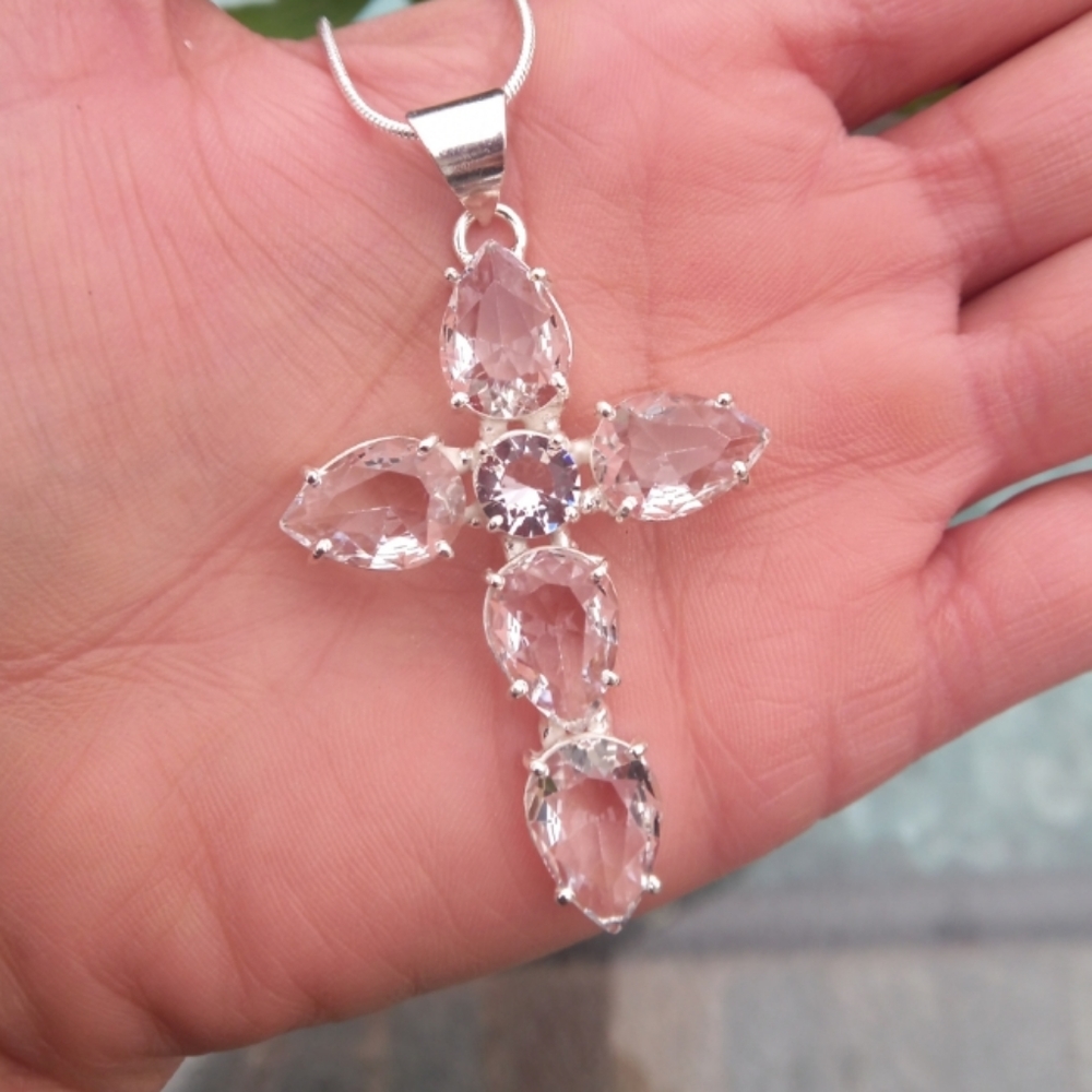 Elegant Silver Cross Pendant Necklace